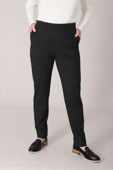 Relaxed Jacquard Ponti Extra Short Pant in Brown