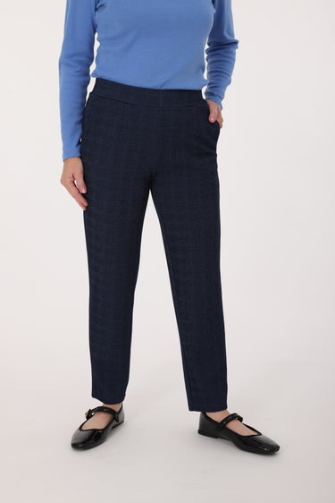 Jacquard Ponti Extra Short Pant in Navy